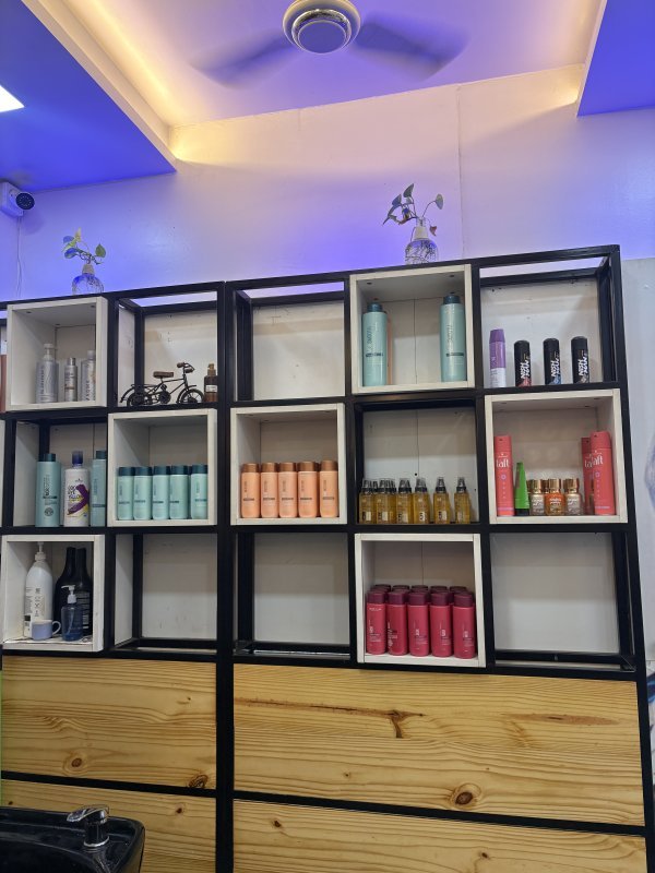 Flying Scissors Unisex Salon &amp;amp;amp; Academy