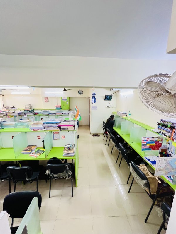 Omkareshwar Abhyasika (study room)